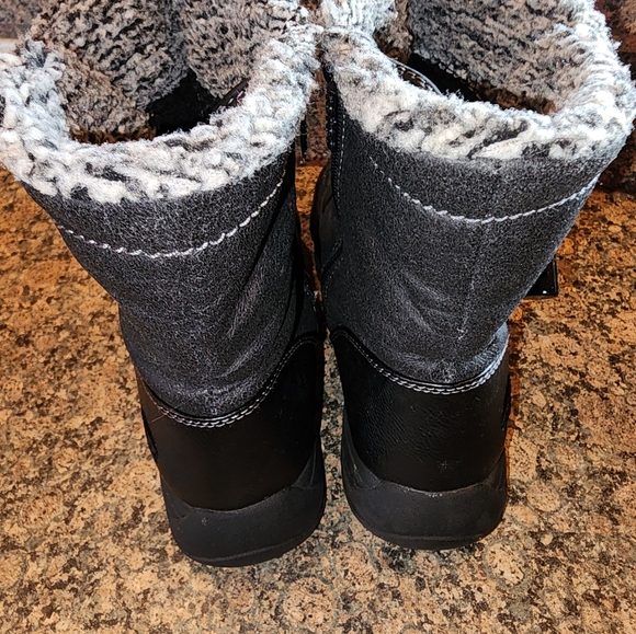 Women's Marybeth Winter Boot, Black Size 9 - Picture 6 of 7